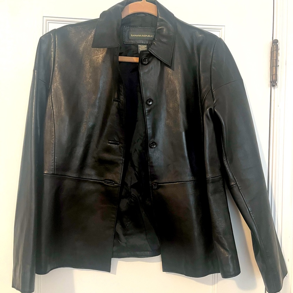 Banana Republic black leather jacket size S. Great condition.
